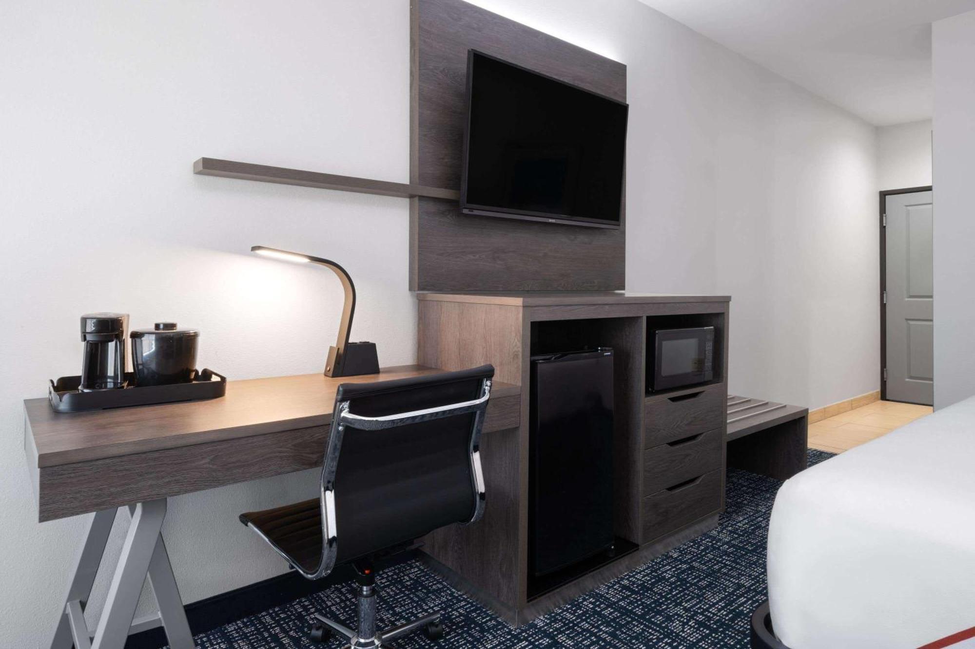 La Quinta By Wyndham Muskogee Hotell Eksteriør bilde